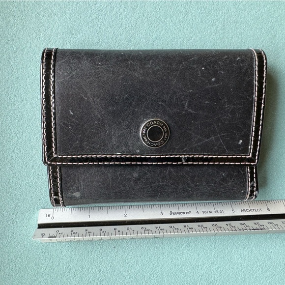 Women’s Wallets Lot of 5 - Coach, Mywalit, Latico, FashionExpress, Dog Wallet - Picture 8 of 16